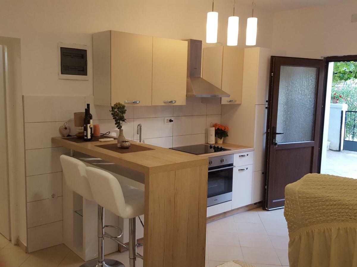Studio Apartman D&D Banjole Exteriér fotografie