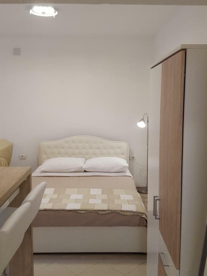 Studio Apartman D&D Banjole Exteriér fotografie